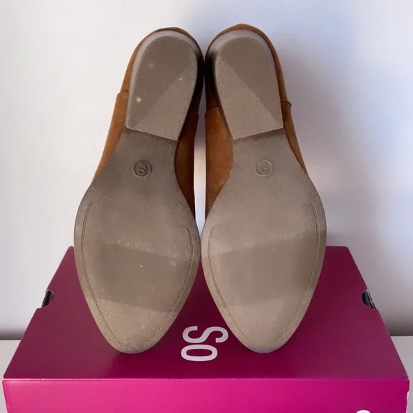 NWT SO Barb Ankle Boots, Brown - Picture 5 of 8